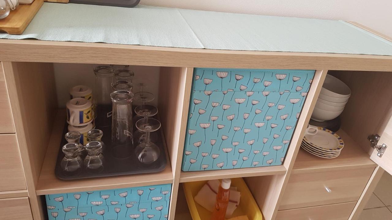 Na Samote U Lesa -Rasovna Appartement Msecke Zehrovice Buitenkant foto